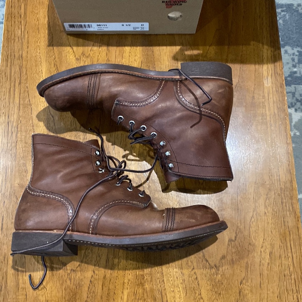 Red Wing 8111 Amber Harness Boots